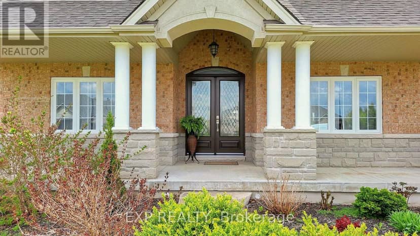 42 Somerville Crescent — photo 6 of 40
