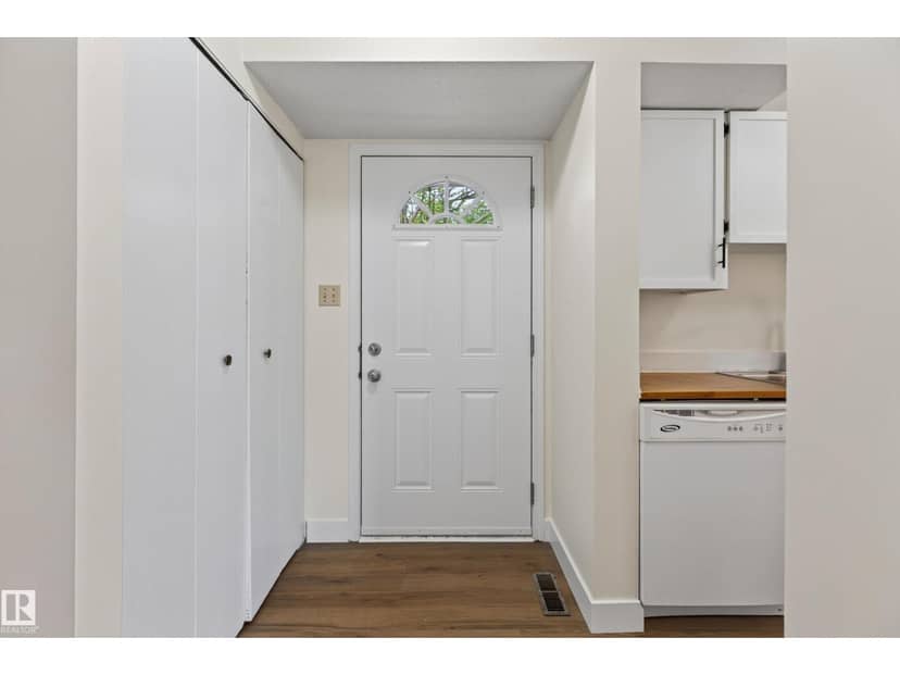 18478 62B AV NW — photo 13 of 26