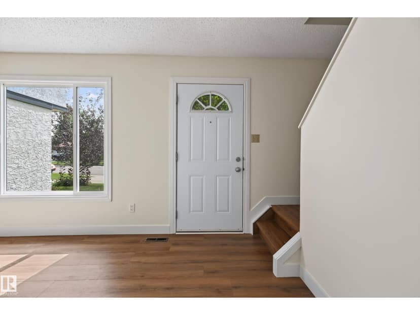 18478 62B AV NW, Edmonton, photo 3