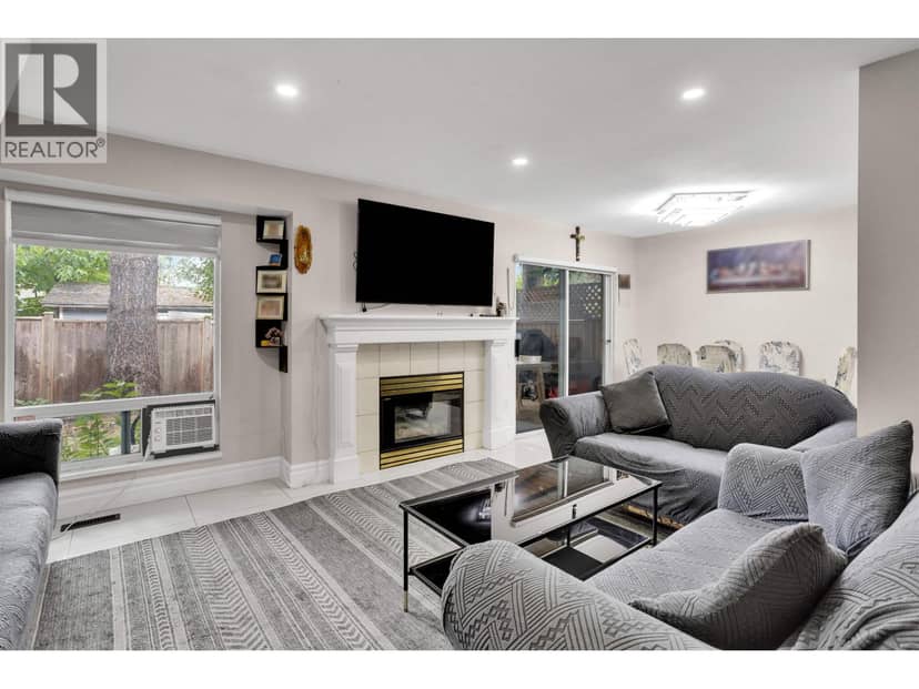 11 11875 210 STREET, Maple Ridge, photo 4