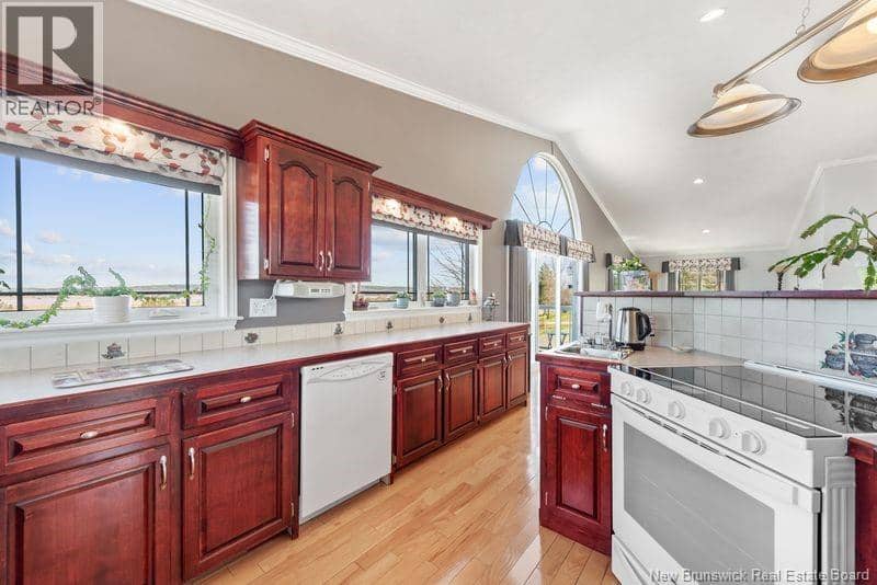 2769 Main Street — photo 14 of 40