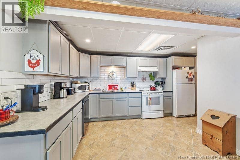 2769 Main Street — photo 28 of 40