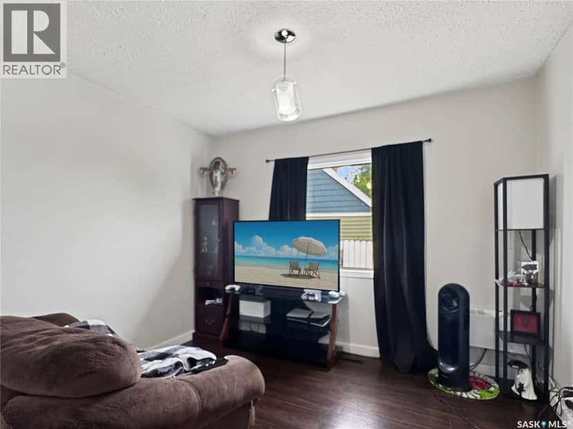 862 109th STREET, North Battleford, photo 3