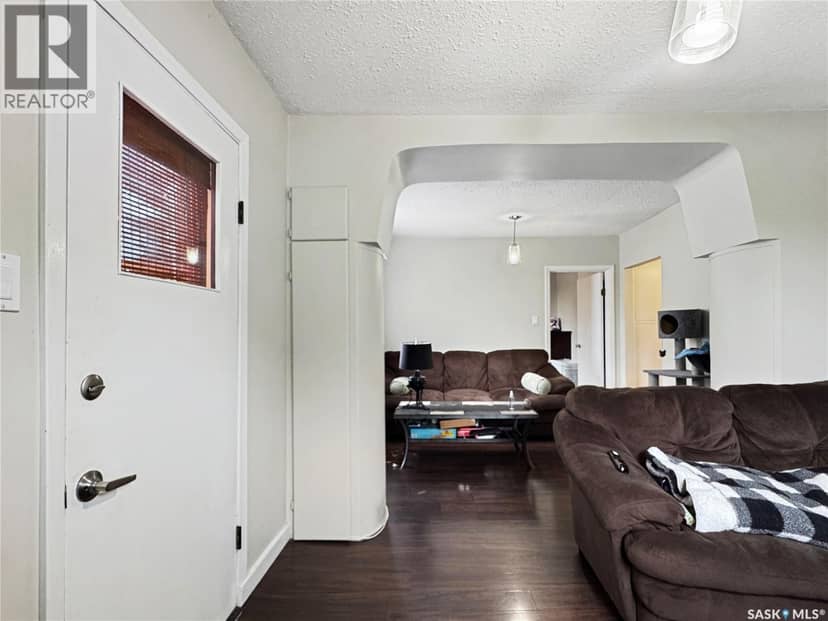 862 109th STREET, North Battleford, photo 4