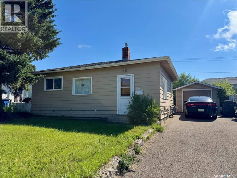 862 109th STREET, North Battleford