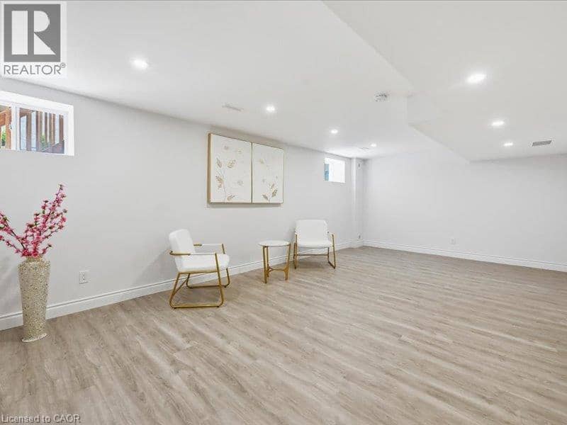 39 AVANTI Crescent — photo 35 of 40