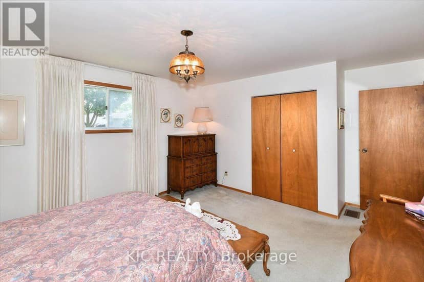 30 Kawartha Heights Boulevard — photo 17 of 28