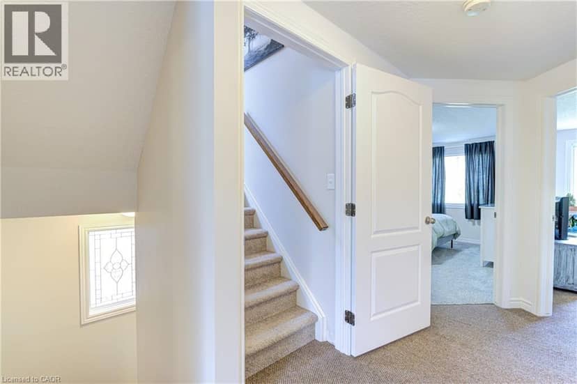 282 CARRINGTON Drive — photo 22 of 40