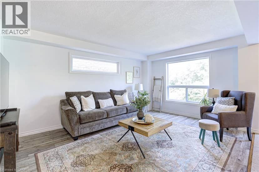 282 CARRINGTON Drive — photo 12 of 40