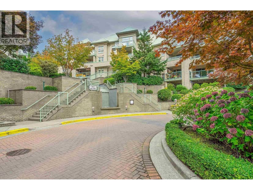 326 301 MAUDE ROAD, Port Moody, photo 2