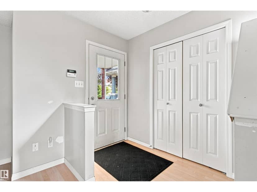 204 84 ST SW, Edmonton, photo 3