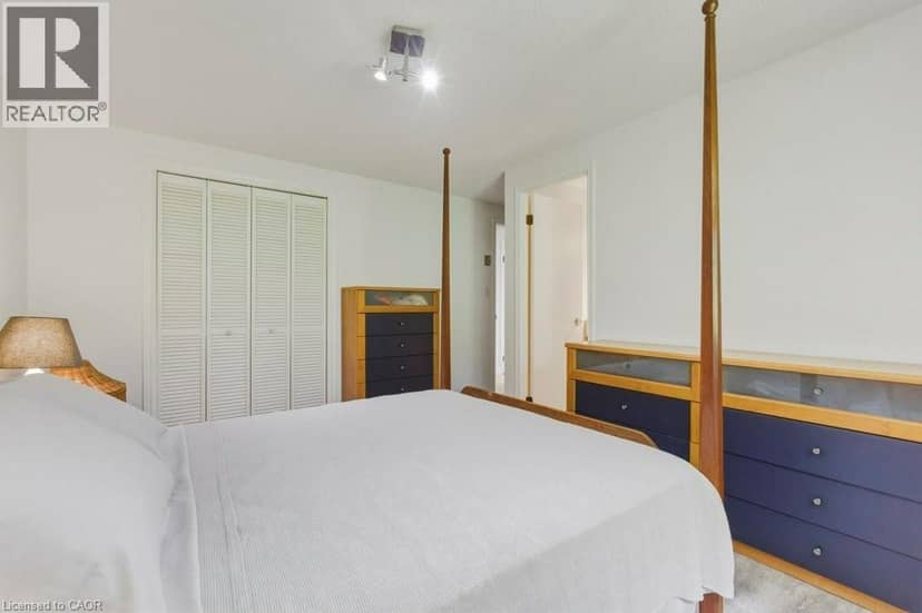 5 CEDAR Court — photo 12 of 40