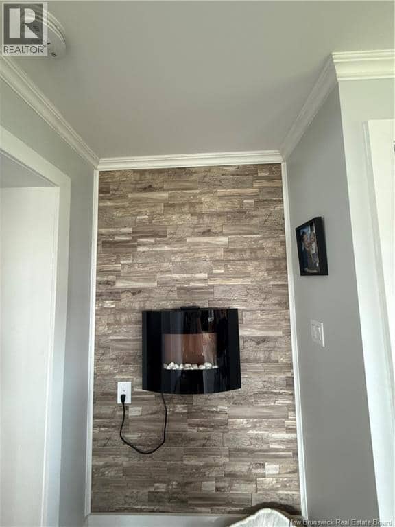 87 Vanier Street — photo 15 of 40