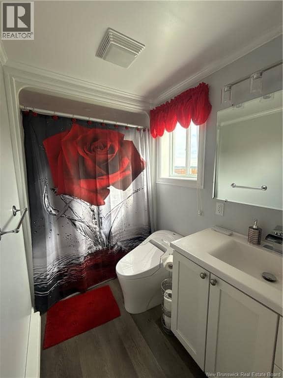 87 Vanier Street — photo 16 of 40