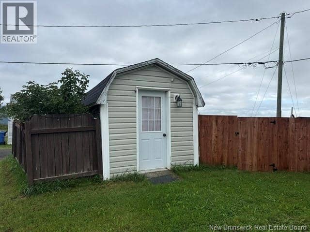 87 Vanier Street — photo 31 of 40