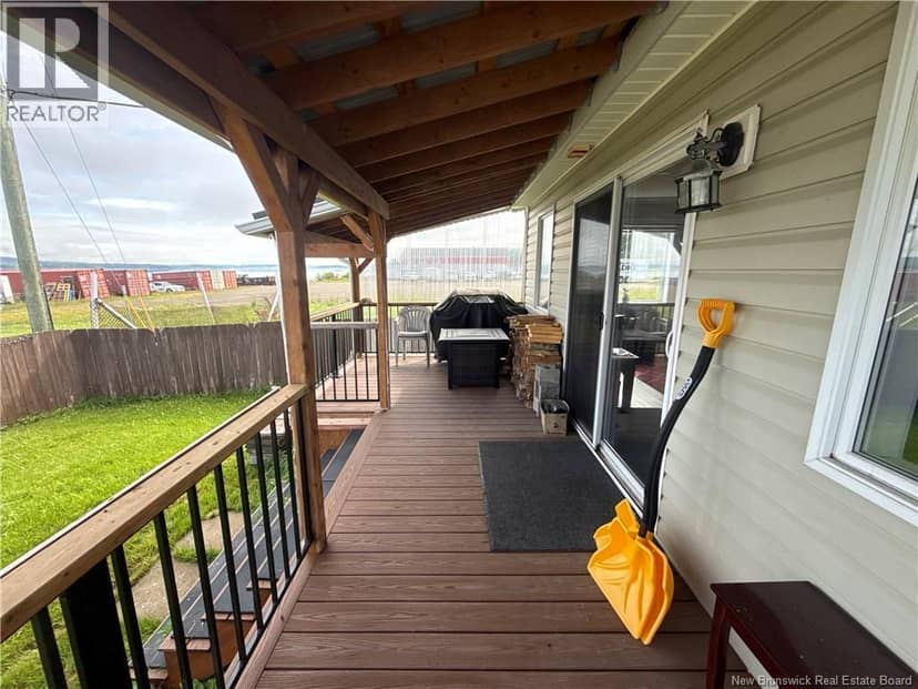 87 Vanier Street — photo 37 of 40