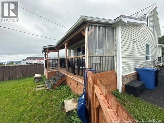 87 Vanier Street — photo 34 of 40