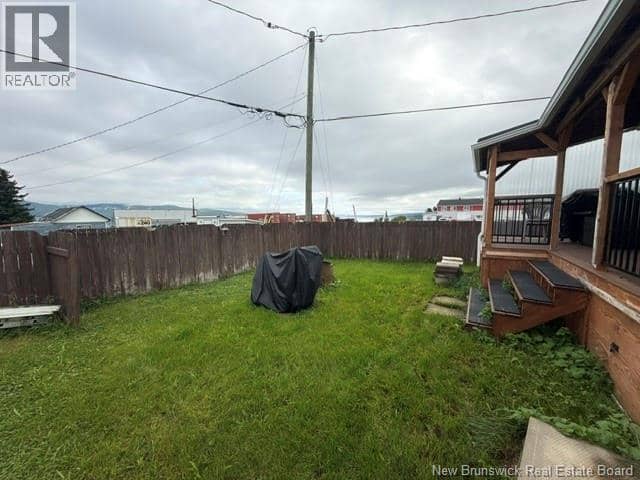87 Vanier Street — photo 33 of 40