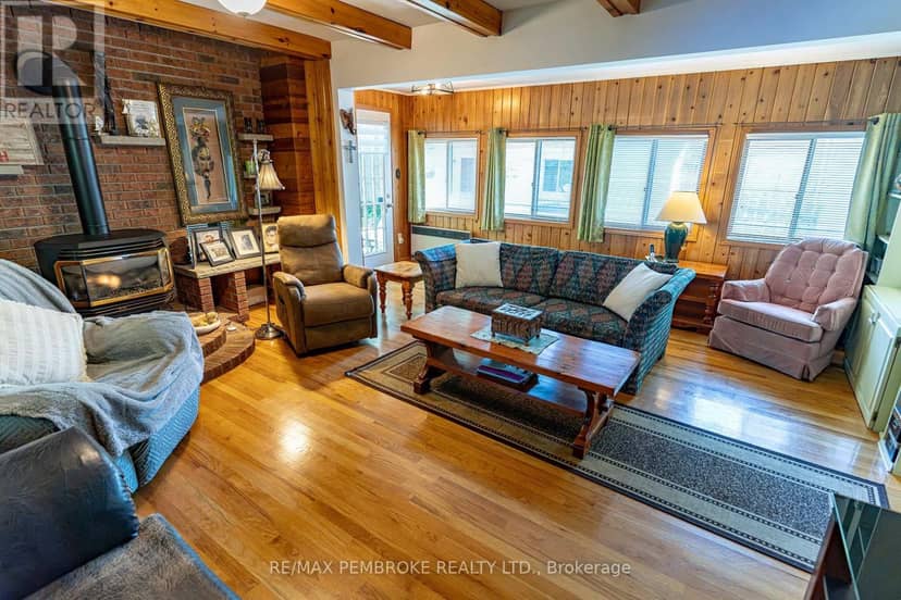 225 Mary Street — photo 22 of 40