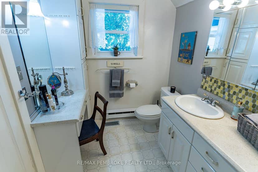 225 Mary Street — photo 26 of 40