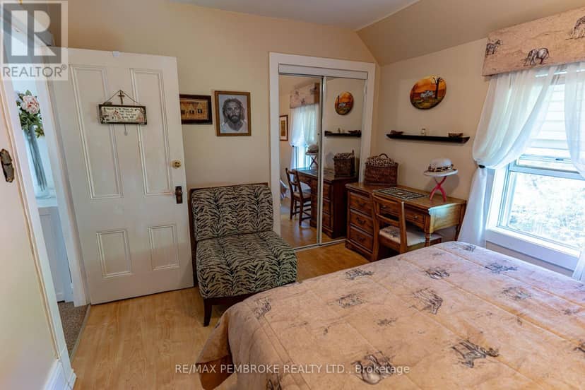 225 Mary Street — photo 38 of 40