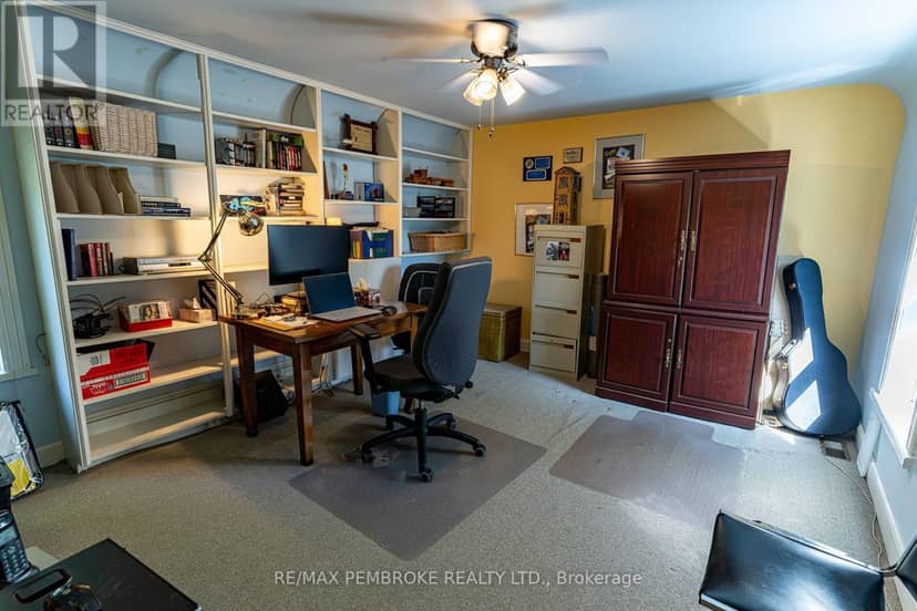 225 Mary Street — photo 39 of 40