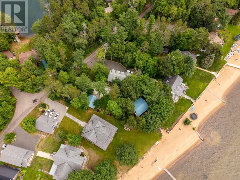267 Pointe Louise DR — photo 30 of 34