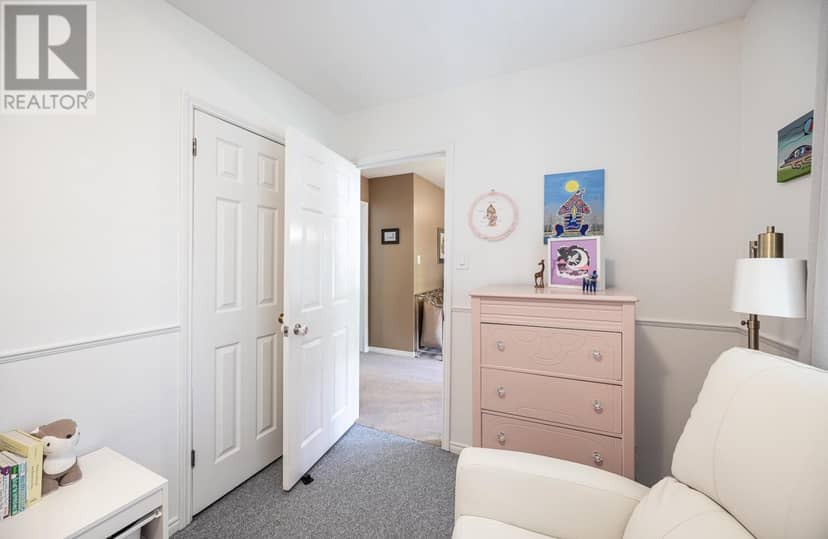 267 Pointe Louise DR — photo 22 of 34