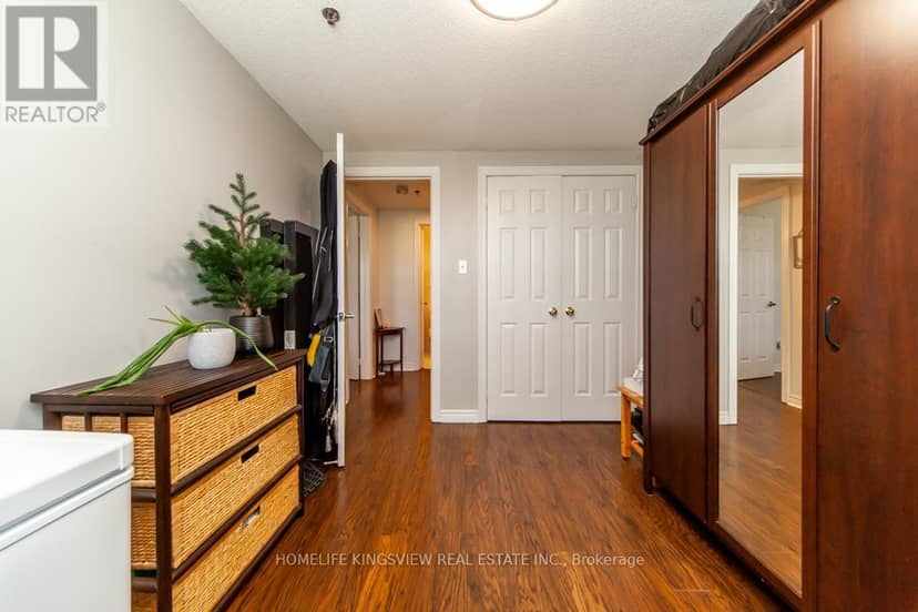 301 - 7428 Markham Road — photo 23 of 28