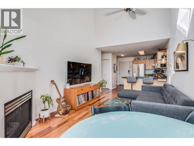 404 3939 Hastings Street, Burnaby, photo 5