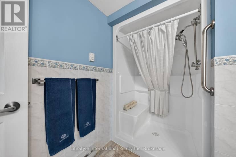 307 - 208 Silvercreek Parkway N — photo 21 of 40