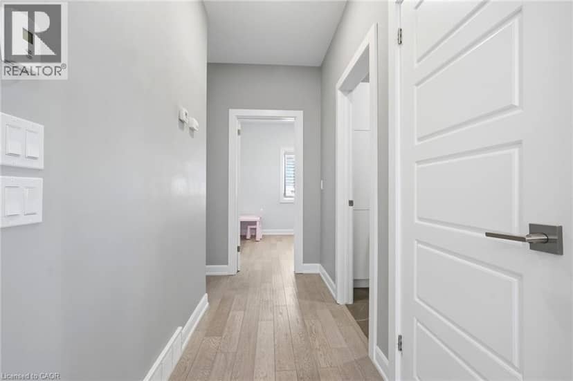 46 RENFIELD Street — photo 18 of 40