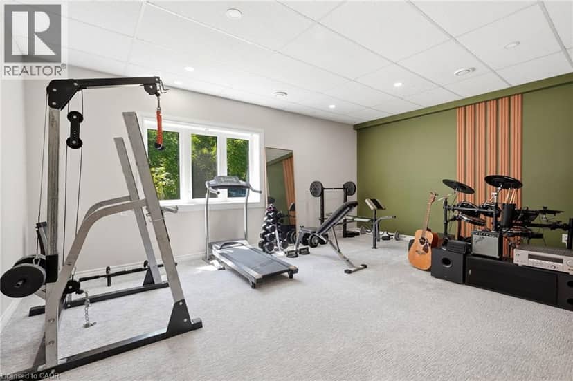 46 RENFIELD Street — photo 37 of 40