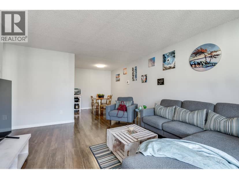 415 365 Ginger Drive, New Westminster, photo 4