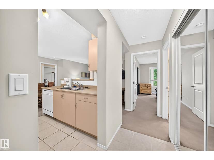 #216 17003 67 AV NW, Edmonton, photo 5