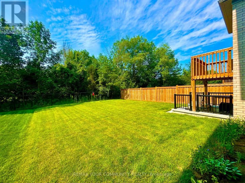 24 Baycroft Boulevard — photo 2 of 40