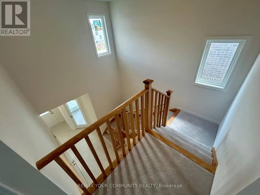 24 Baycroft Boulevard — photo 34 of 40