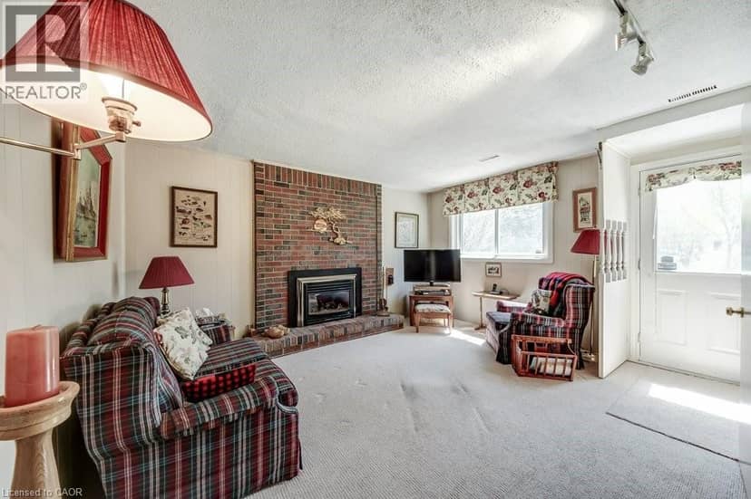 4356 DUBLIN Crescent — photo 30 of 40