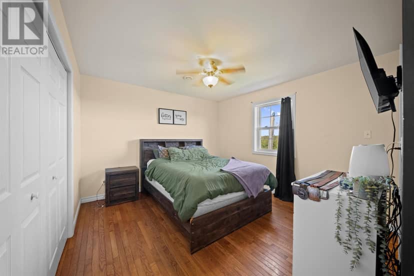 40 Dunbar Road — photo 17 of 40