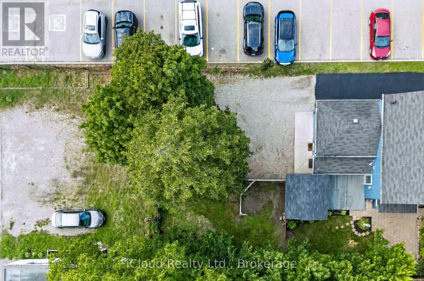 654 Duke Street — photo 9 of 40