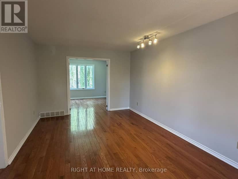1004 Aldersbrook Road — photo 6 of 40