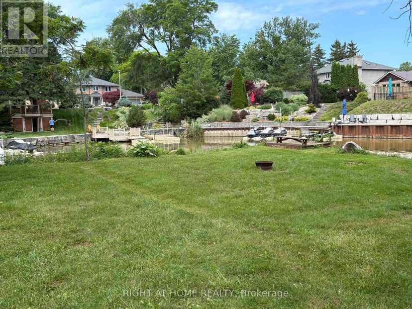 13 - 2891 Old Lakeshore Road — photo 31 of 36