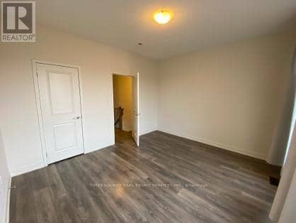 3060 Ernest Appelbe Boulevard — photo 29 of 37