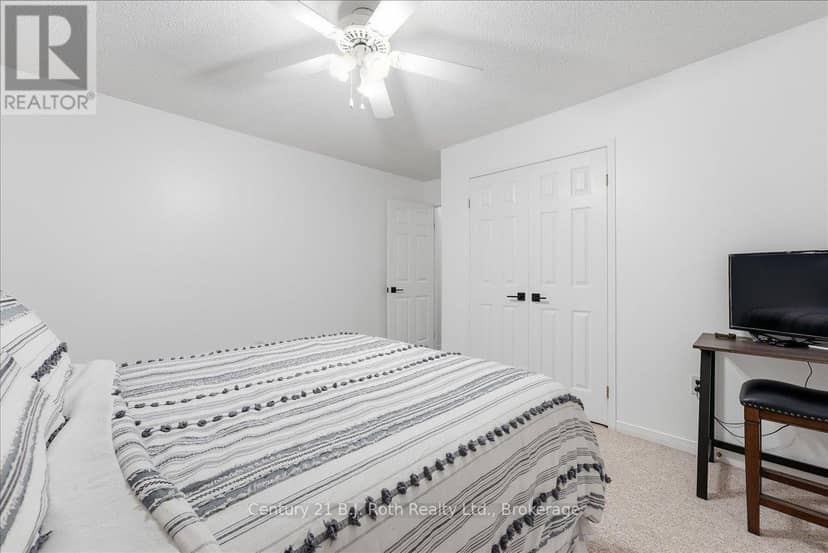 1439 Chapman Road — photo 33 of 40
