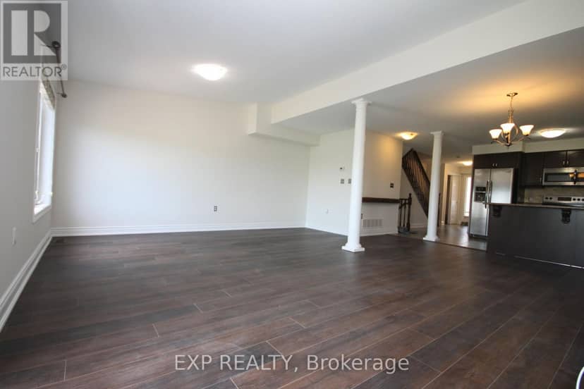 22 Geranium Avenue N, Hamilton, photo 5