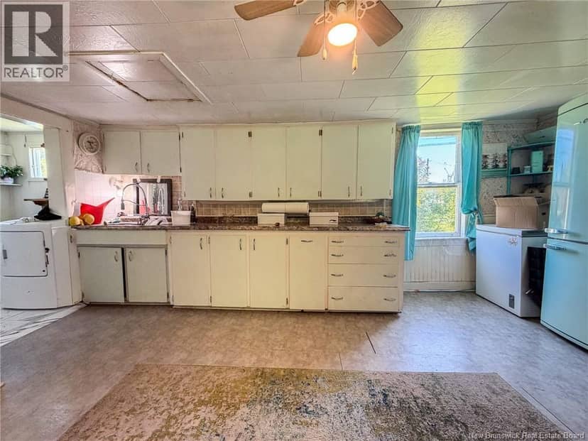 176 Main Street — photo 11 of 32