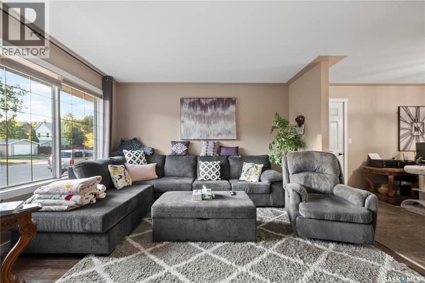 405 4th AVENUE NE, Moose Jaw, photo 4