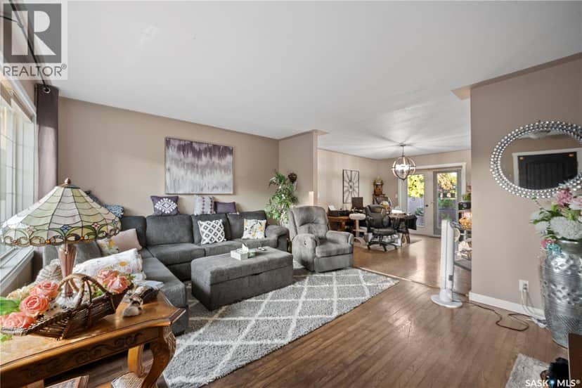 405 4th AVENUE NE, Moose Jaw, photo 5