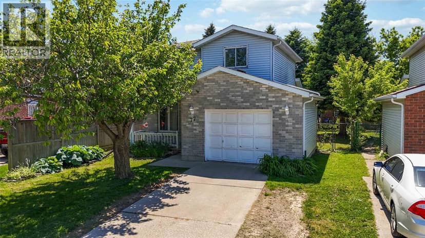 77 Finch Drive — photo 3 of 40