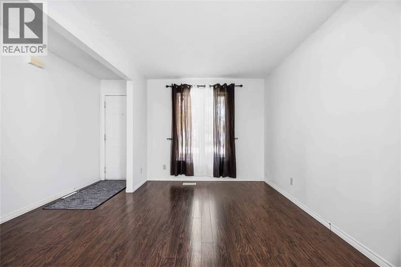 77 Finch Drive — photo 7 of 40